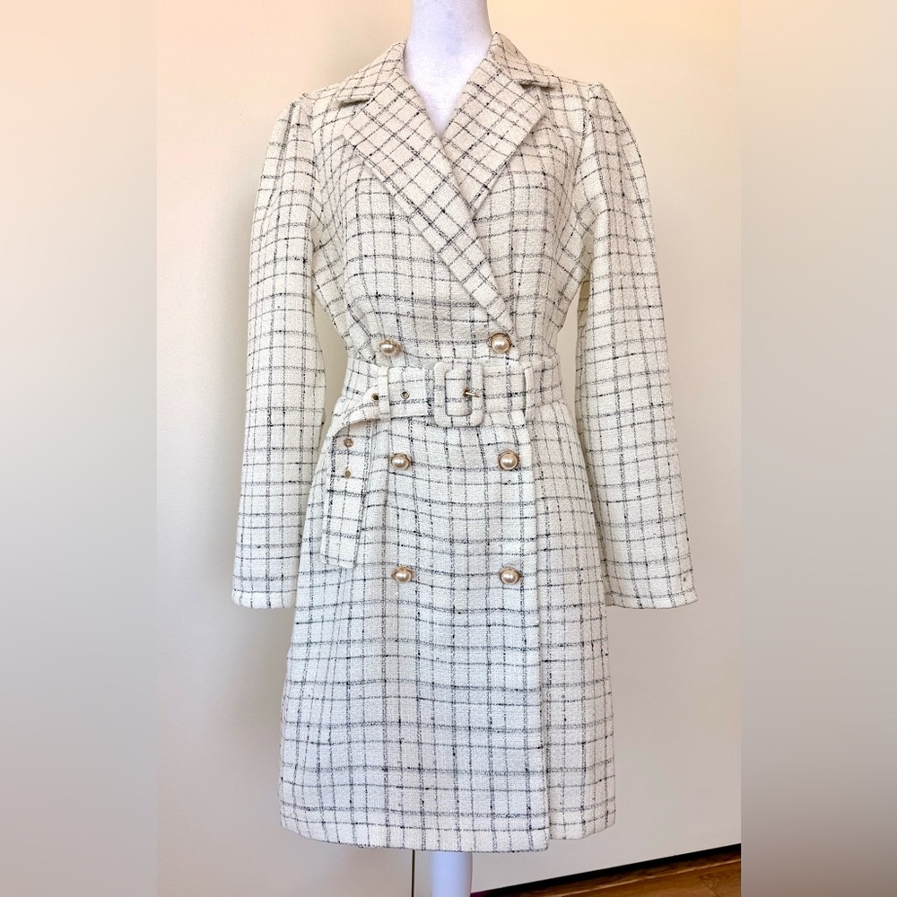 Elegant White Plaid Double-Breasted Dress